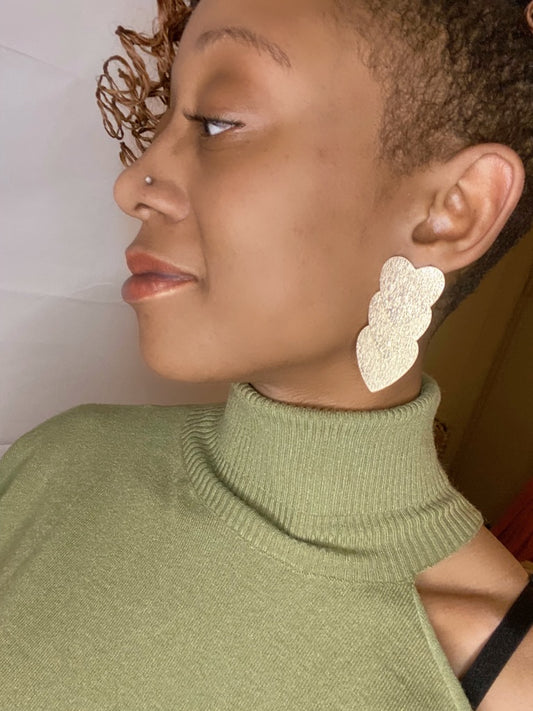 Triple hearts earrings